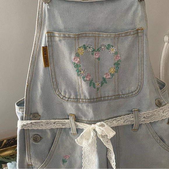 Light Denim Cottage-core Overalls With Floral Embroidered Heart - Picture 3 of 7